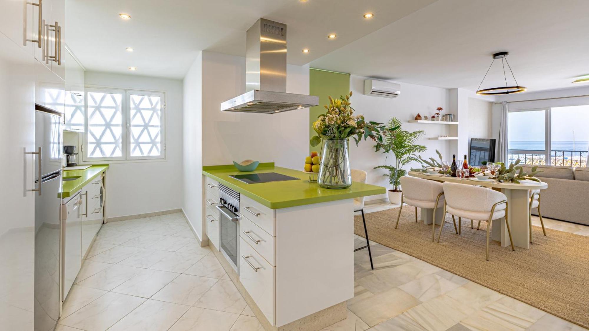 Vacation Marbella I Sea Views, 24-7 Security, Parking, Walk To Everything In Luxurious Puerto Banus Exteriér fotografie
